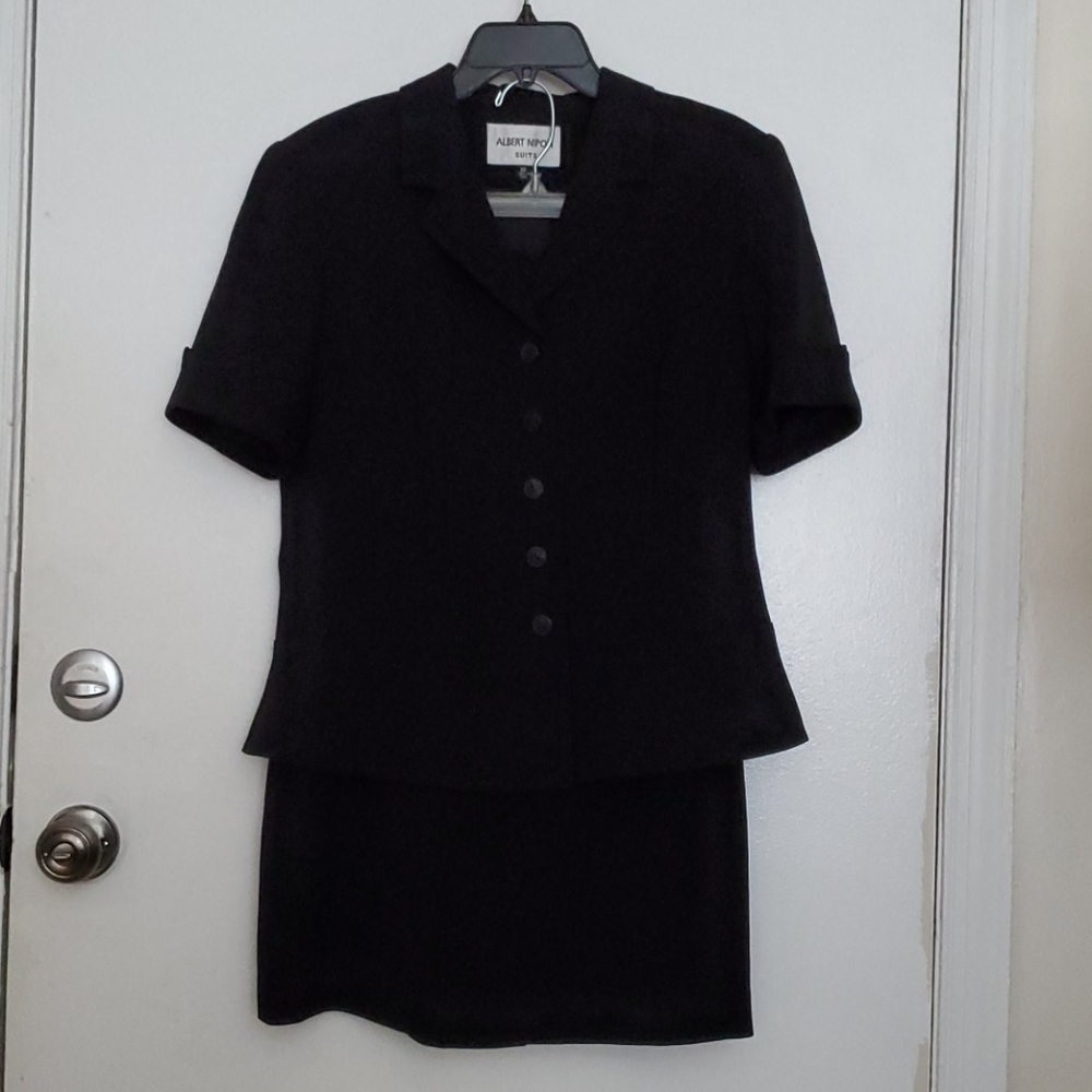 NWT Albert Nipon Suit